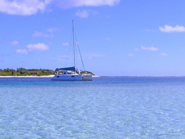 Catamaran cruise in Mauritius Yacht Management, Mauritius